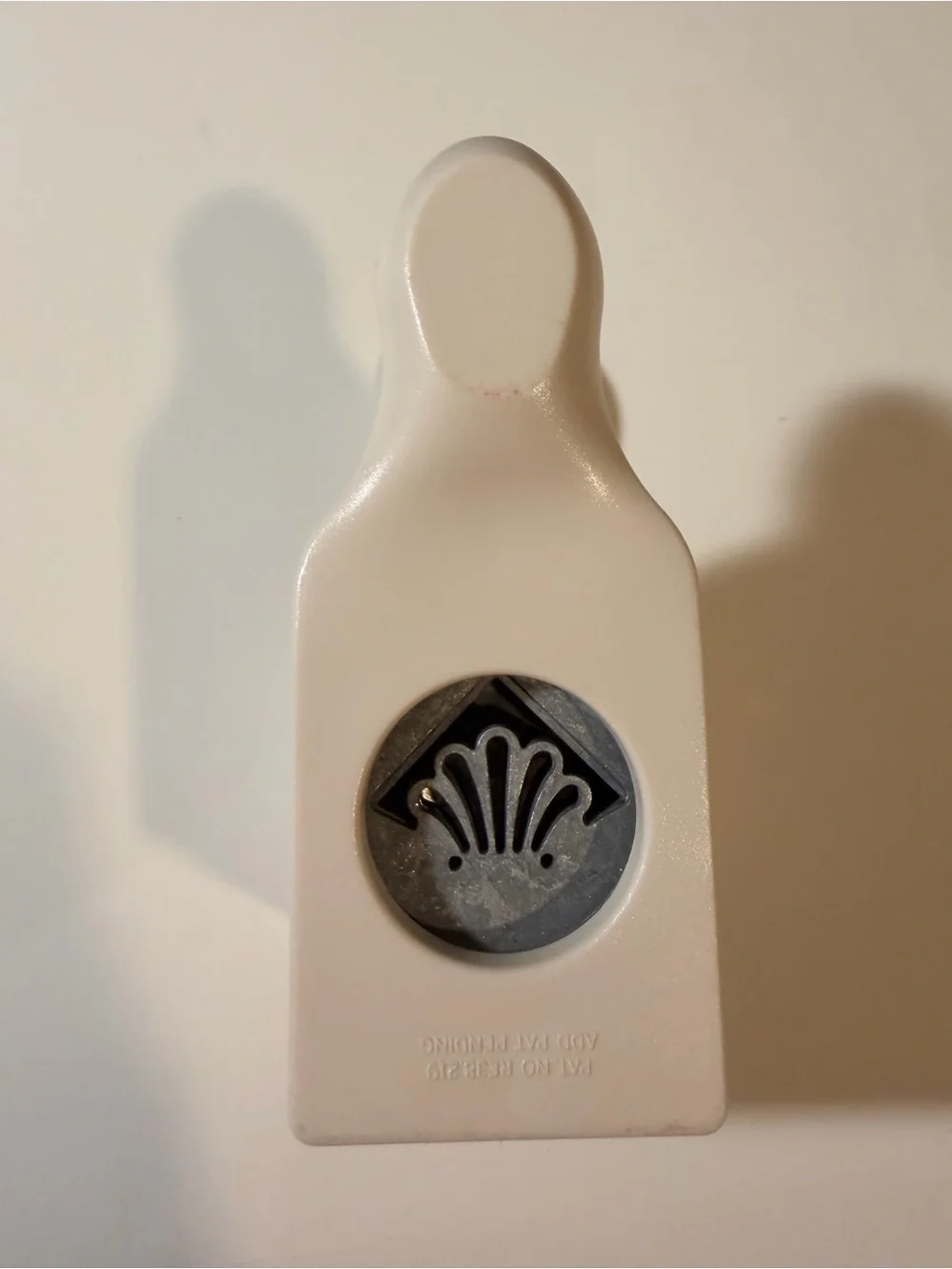 White Decorative paper Punch – Shell Motif